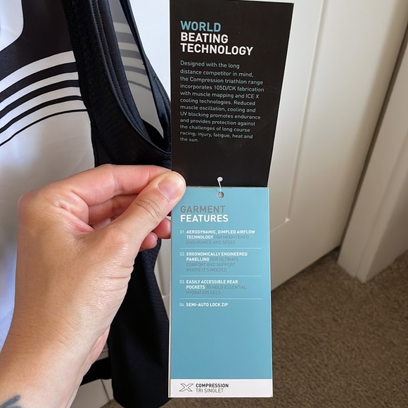 2XU - Compression Tri Singlet - Picture 5 of 7